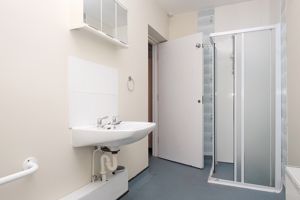 En Suite- click for photo gallery